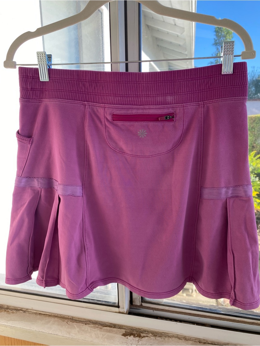 ATHLETA Berry Pink Purple Performance Skort Built- in Shorts est M
